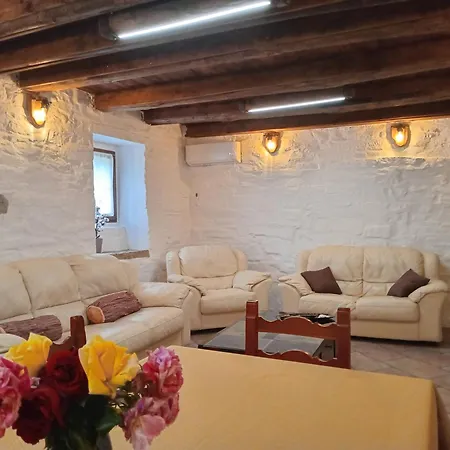 ヴィラ Seki Sest *